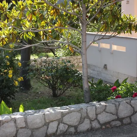 Apartamento With A Parking Space Punat, Krk - 5375 Punat