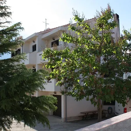 Apartamento With A Parking Space Punat, Krk - 5375