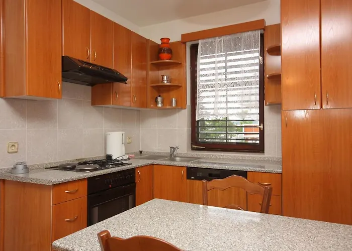 아파트 With A Parking Space Punat, Krk - 5375